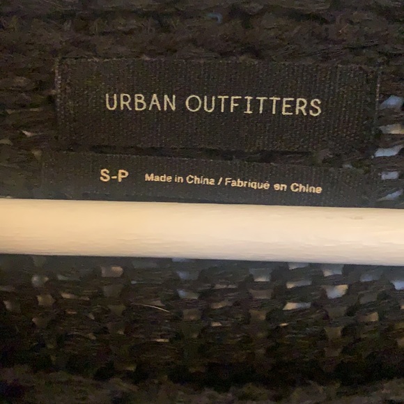 Urban Outfitters Cropped Black Knit Short Sleeve Top - Picture 2 of 2